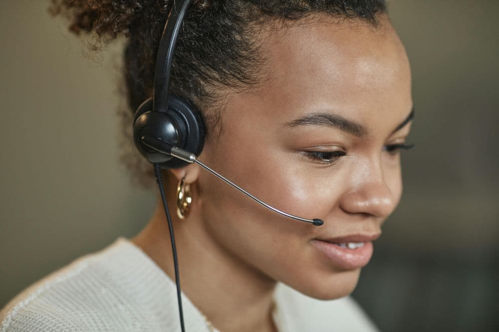 Call center agent on call